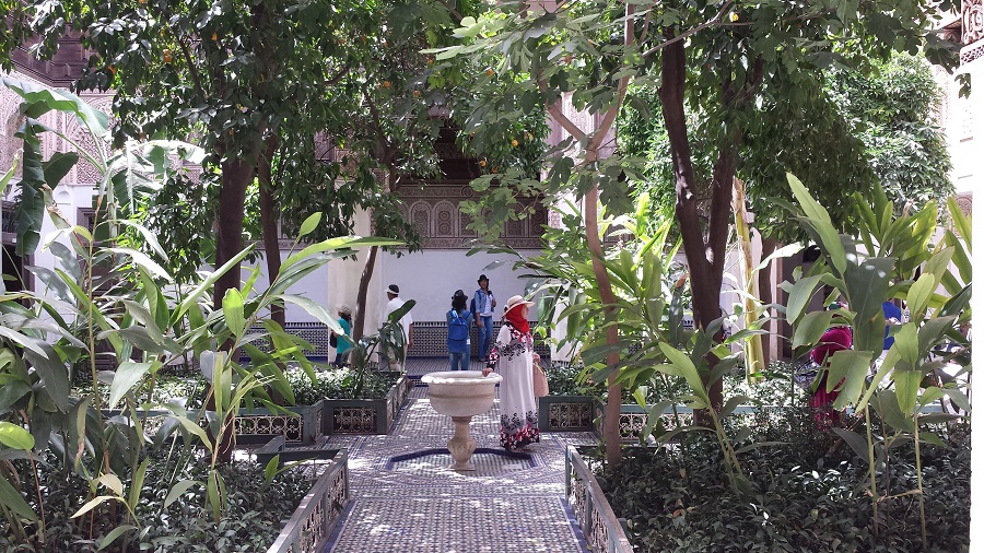 Jardim interno no lindo palácio Bahia